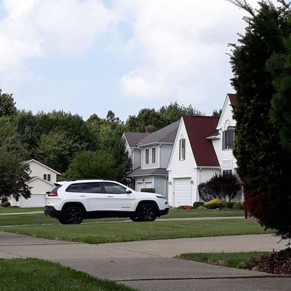 Meet your Posher, Migui